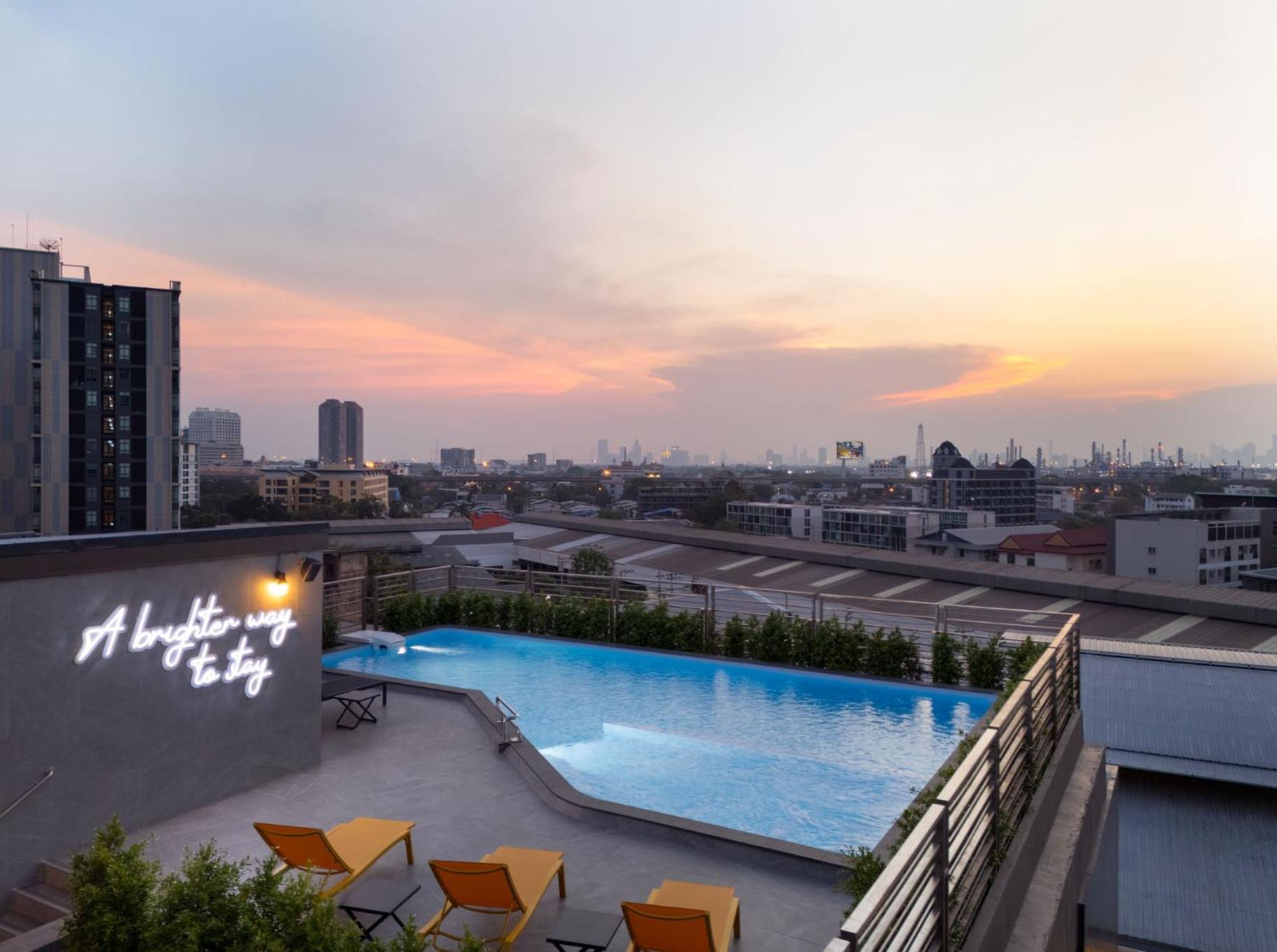 Lumen Bangkok Udomsuk Station Hotell Eksteriør bilde