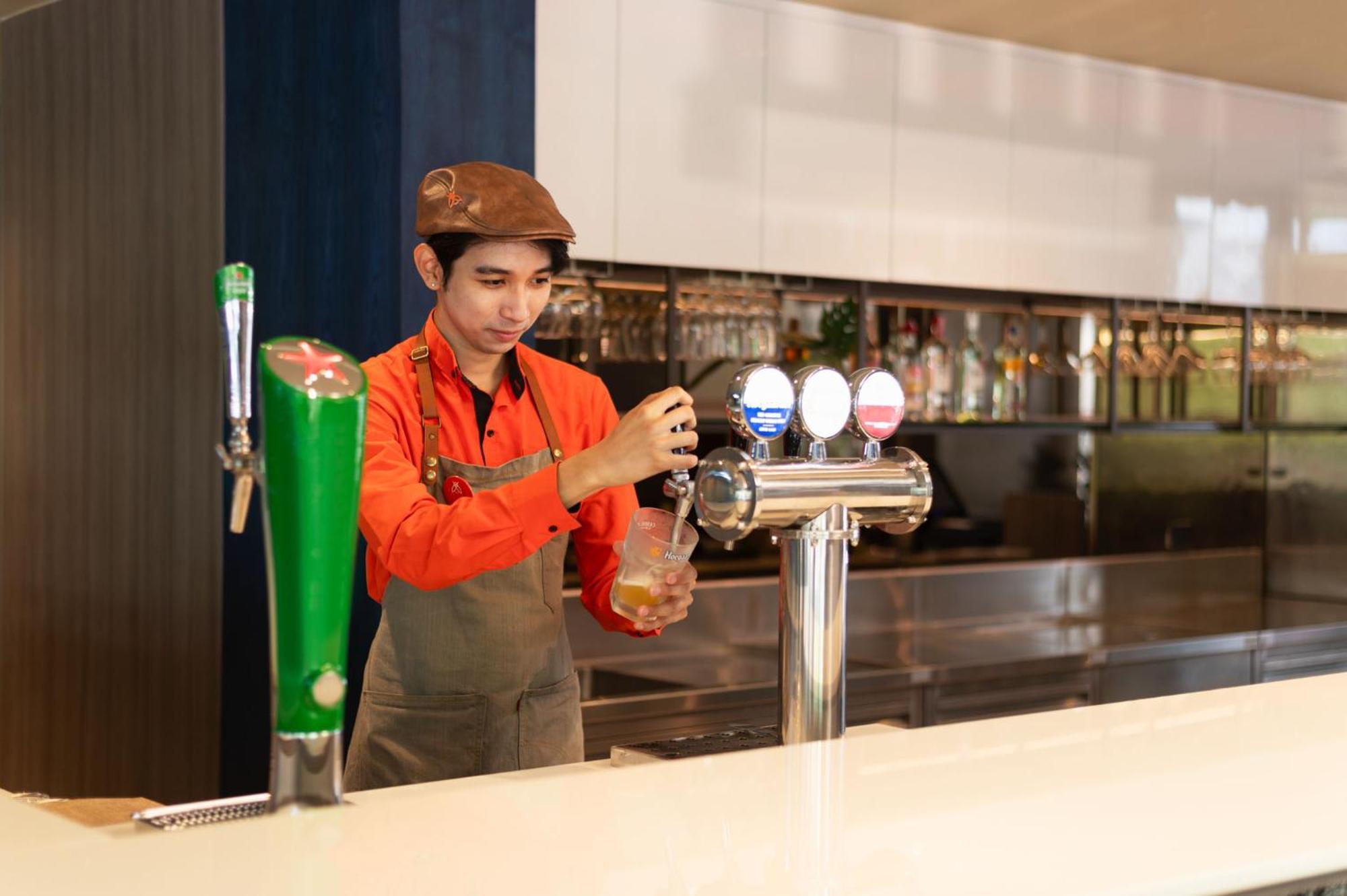 Lumen Bangkok Udomsuk Station Hotell Eksteriør bilde