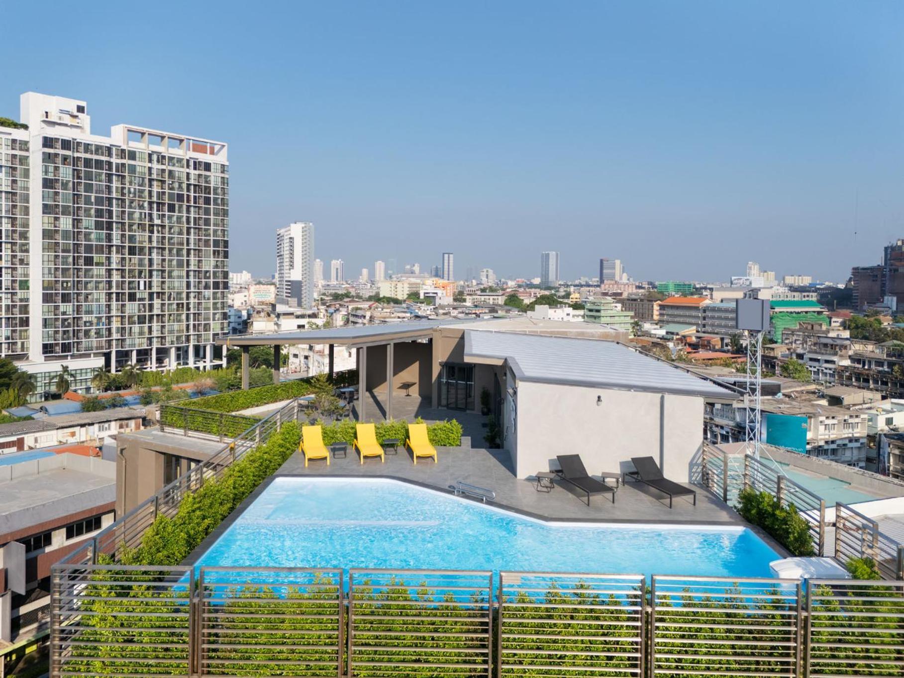 Lumen Bangkok Udomsuk Station Hotell Eksteriør bilde