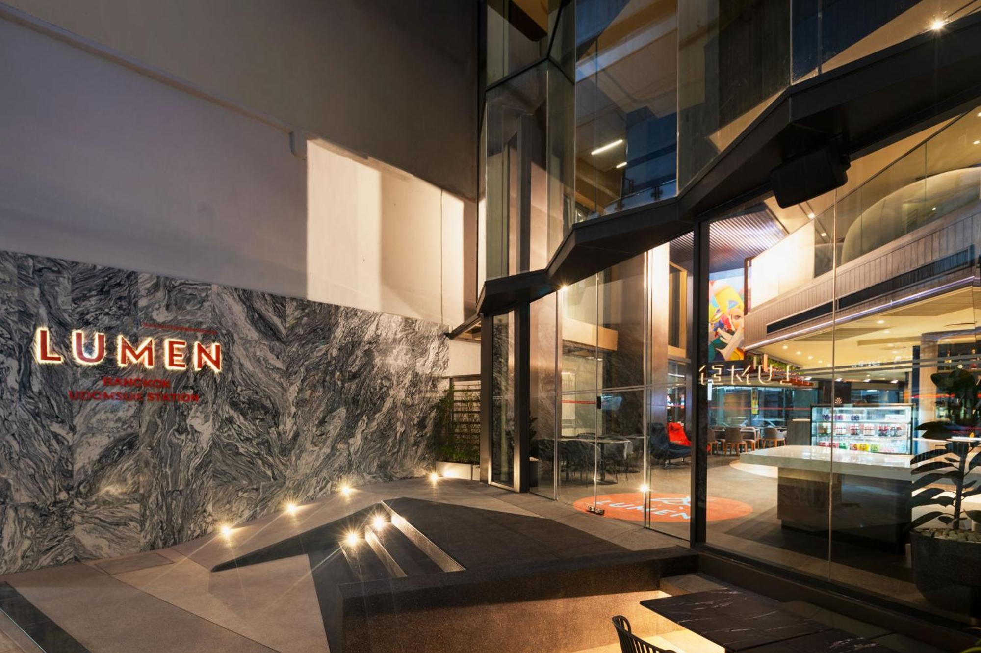 Lumen Bangkok Udomsuk Station Hotell Eksteriør bilde